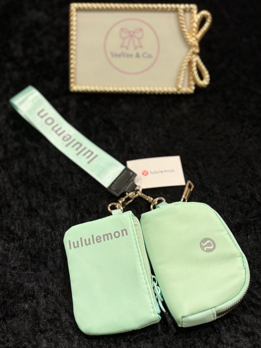 Everyday It-Girl Wristlet